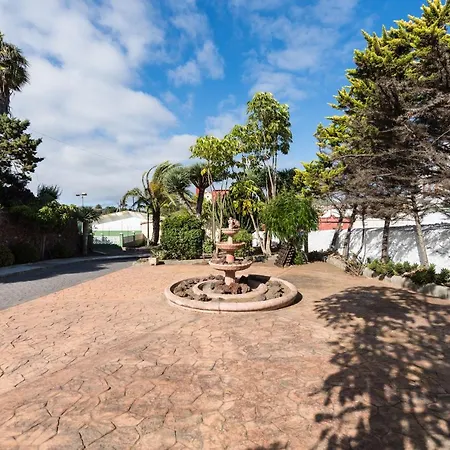 Villa 5br - Pool Parking & Tennis Court