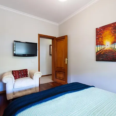 5br - Pool Parking & Tennis Court *