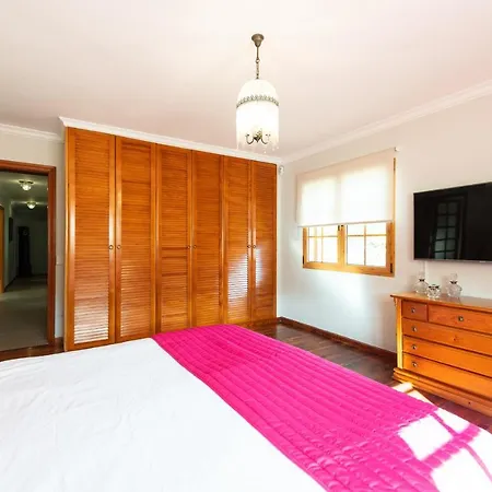 Villa 5br - Pool Parking & Tennis Court
