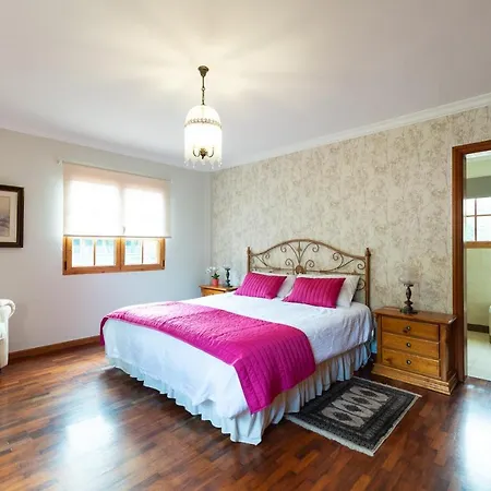 5br - Pool Parking & Tennis Court *