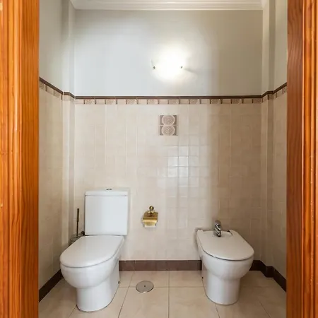 5br - Pool Parking & Tennis Court Villa Las Palmas de Gran Canaria